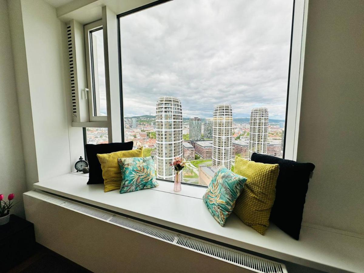 Apartments In Panorama City On 25Th Floor - Amazing View Close To Old Town Bratislava Exterior foto
