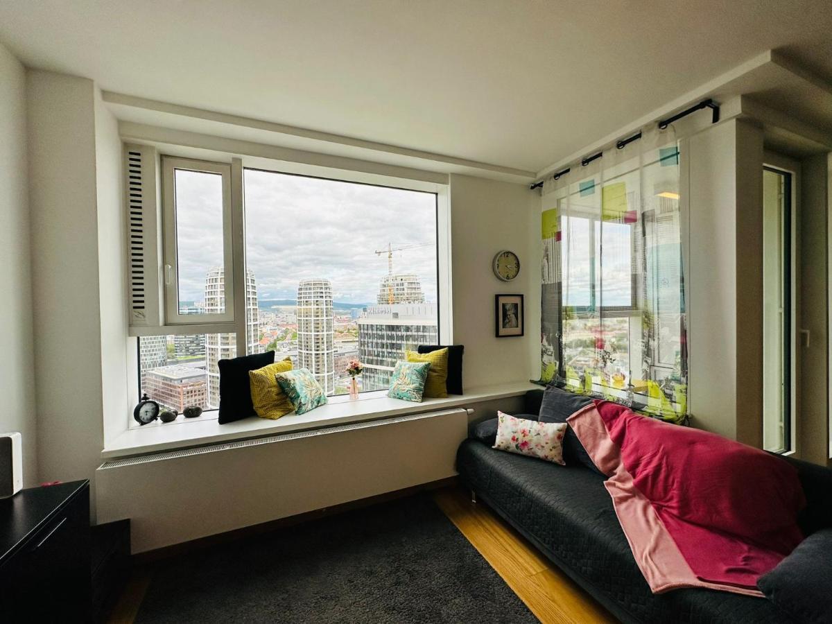Apartments In Panorama City On 25Th Floor - Amazing View Close To Old Town Bratislava Exterior foto