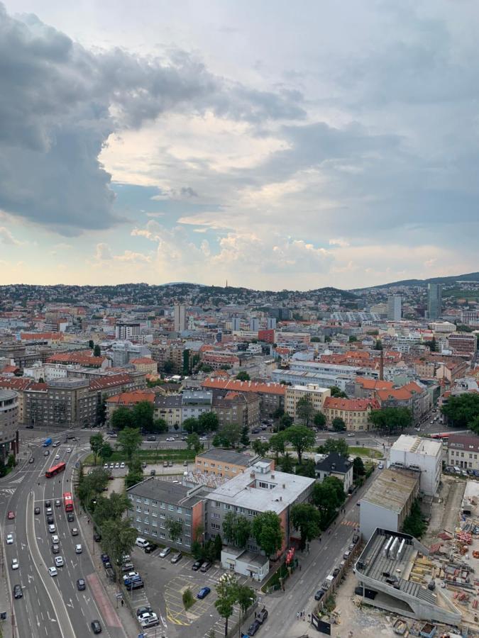 Apartments In Panorama City On 25Th Floor - Amazing View Close To Old Town Bratislava Exterior foto